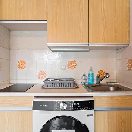 דירה A 200m De La