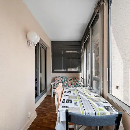 A 200m De La דירה *